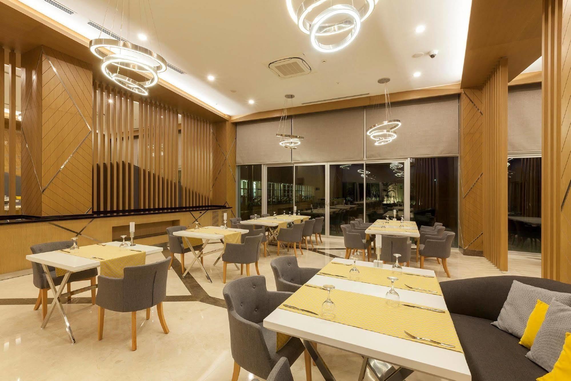 Best Western Vib Antalya Hotel Dosemealti Exterior photo